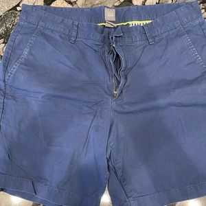 Gap size 36 shorts